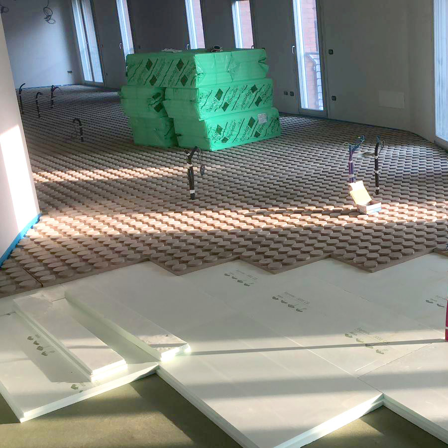 Elevated radiant heating floor
